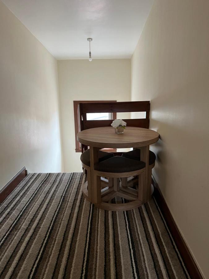 4 Bed Bungalow Near Airport Édimbourg Extérieur photo