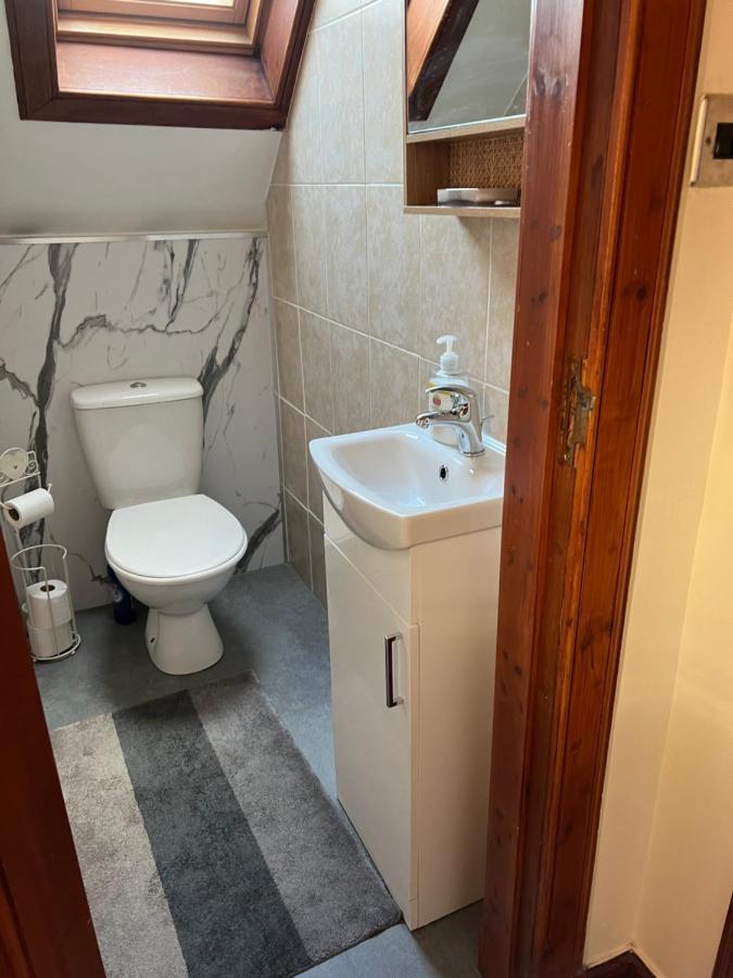 4 Bed Bungalow Near Airport Édimbourg Extérieur photo